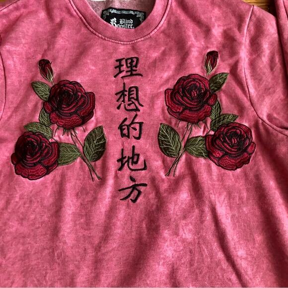 BLIND ROOSTER “Ideal Place”  Asian Red Rose Embroidered Sweatshirt Men’s M NWT - Picture 3 of 10